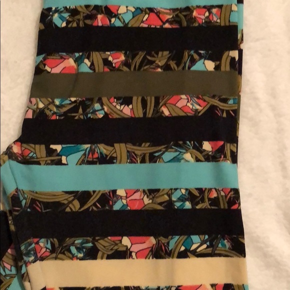 Lularoe leggings - Picture 2 of 2